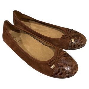 Vionic Minna Ballet‎ Flats Shoes Snakeskin Cap Toe Bow Brown Suede Women’s 9.5